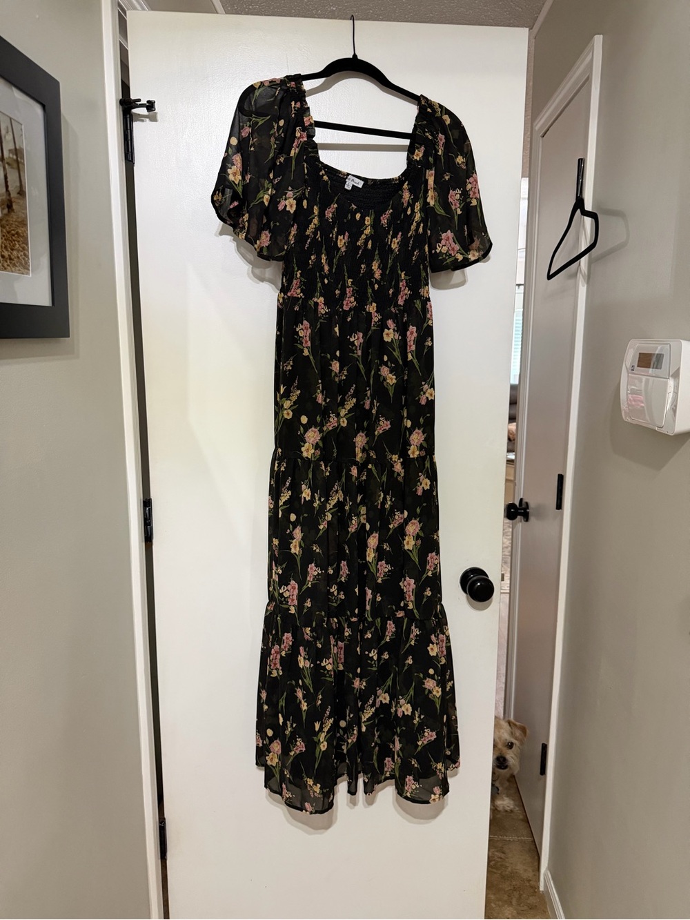 Floral Black Puff-Sleeve Maxi Dress